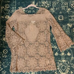 Beautiful cotton lace top in camel 🐪 s/m